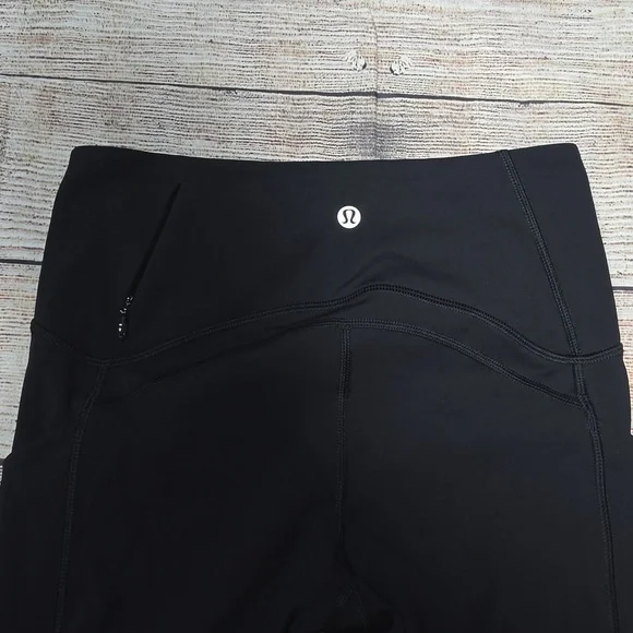 Lululemon leggings 25" size 4 - Picture 8 of 9